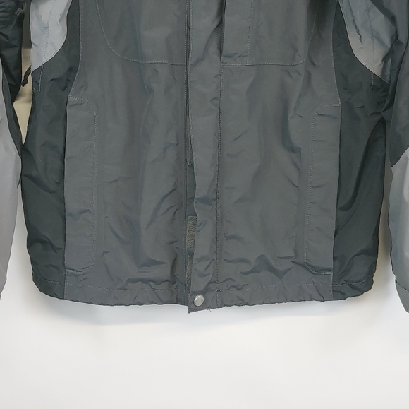 SEE NEW LISTING Men's The North Face Hyvent Waterproof Jacket - Picture 7 of 13